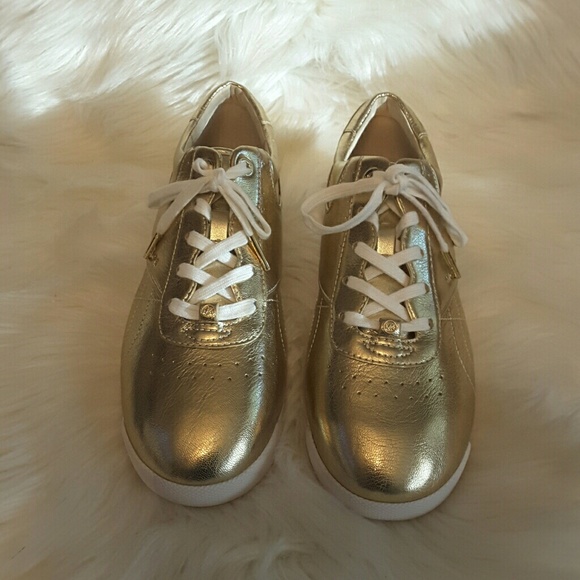 Michael kors Addie metallic gold lace ups - Picture 2 of 6